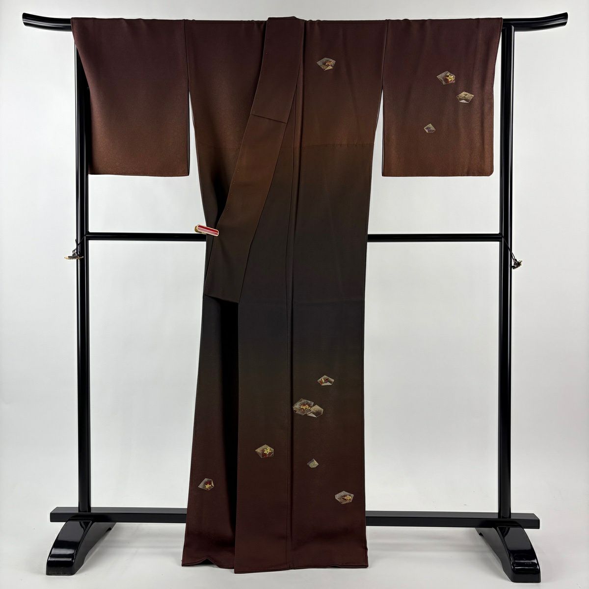 【美品】 付下 身長168.5cm 袖長67.5cm L 雙層 黃金絲 證書附帶 草花紋幾何圖案 金絲刺繡 紅茶 純蠶絲 逸品級
