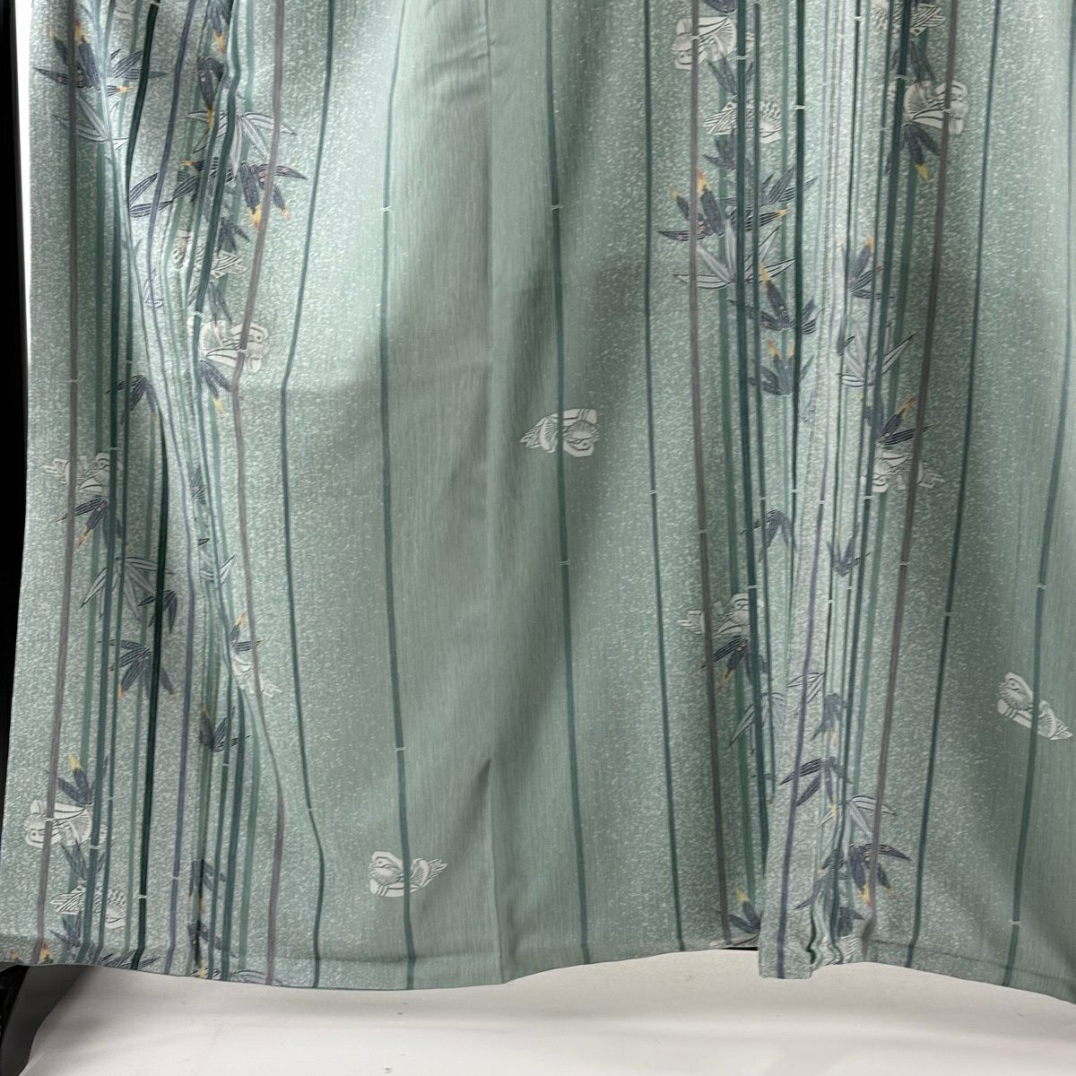 【美品】 小紋 身長164cm 袖長67.5cm L 雙層 TOKI et TOKI 落款あり 笹 鴛鴦 薄綠 純蠶絲 逸品級