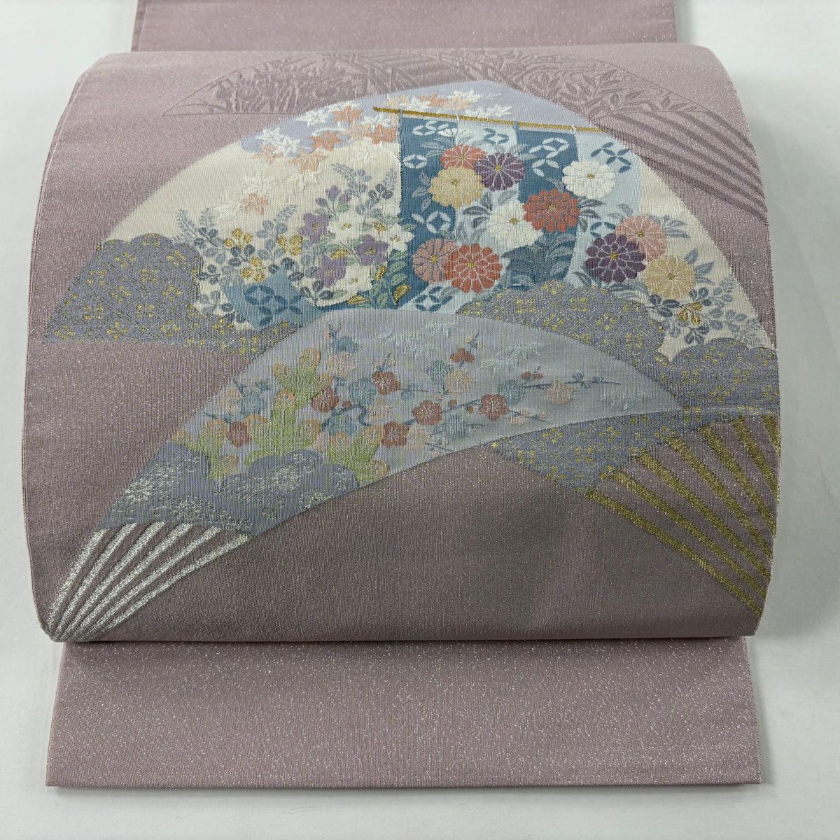 【美品】 袋帶 逸品級 落款あり 北尾織物 加賀扇子面紋 扇子 秋草 金銀彩 薄紫 お太鼓柄 純蠶絲