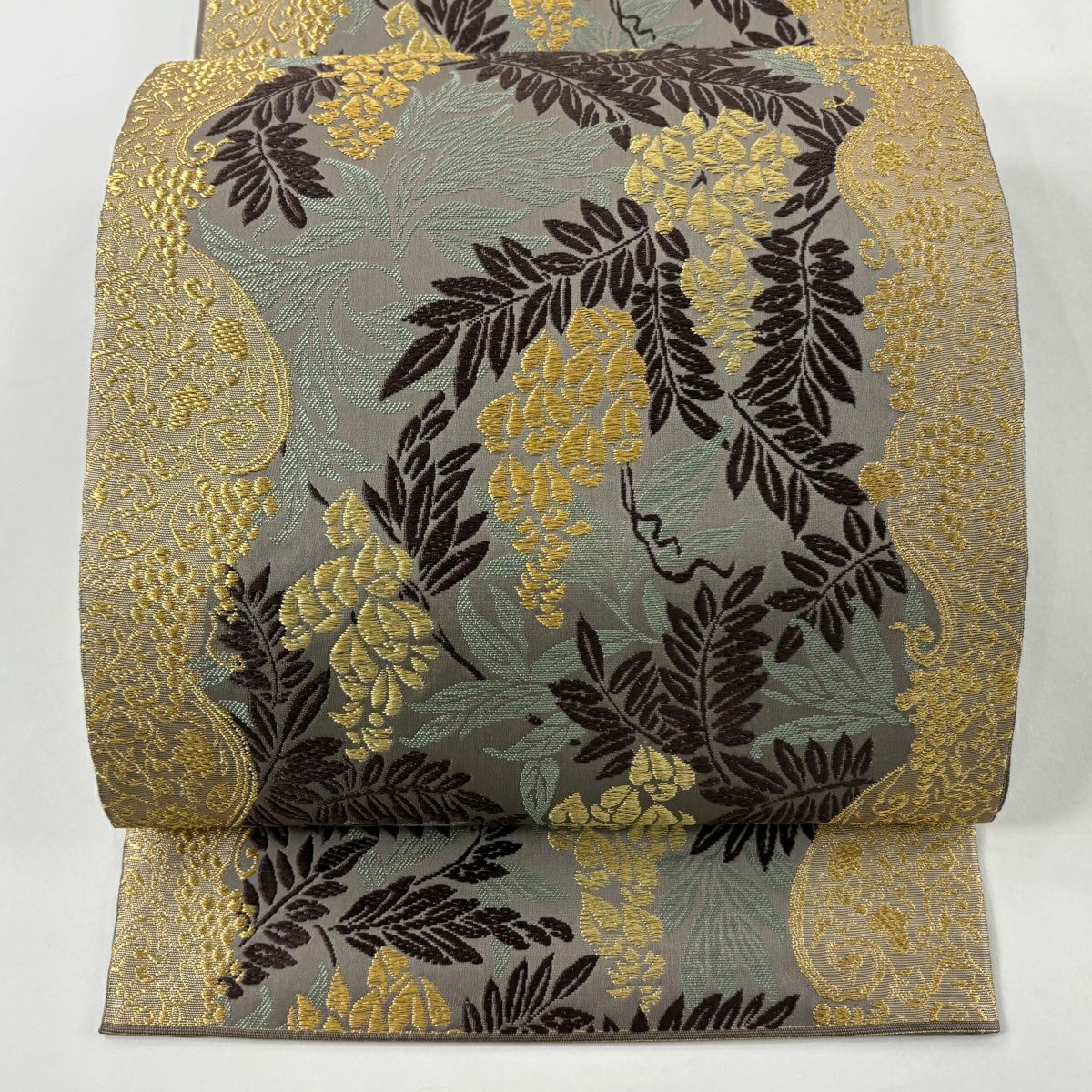 【美品】 袋帶 逸品級 山口美術織物 落款あり 藤與葡萄唐草紋紋 金線 刺繡 灰茶 六通 純蠶絲