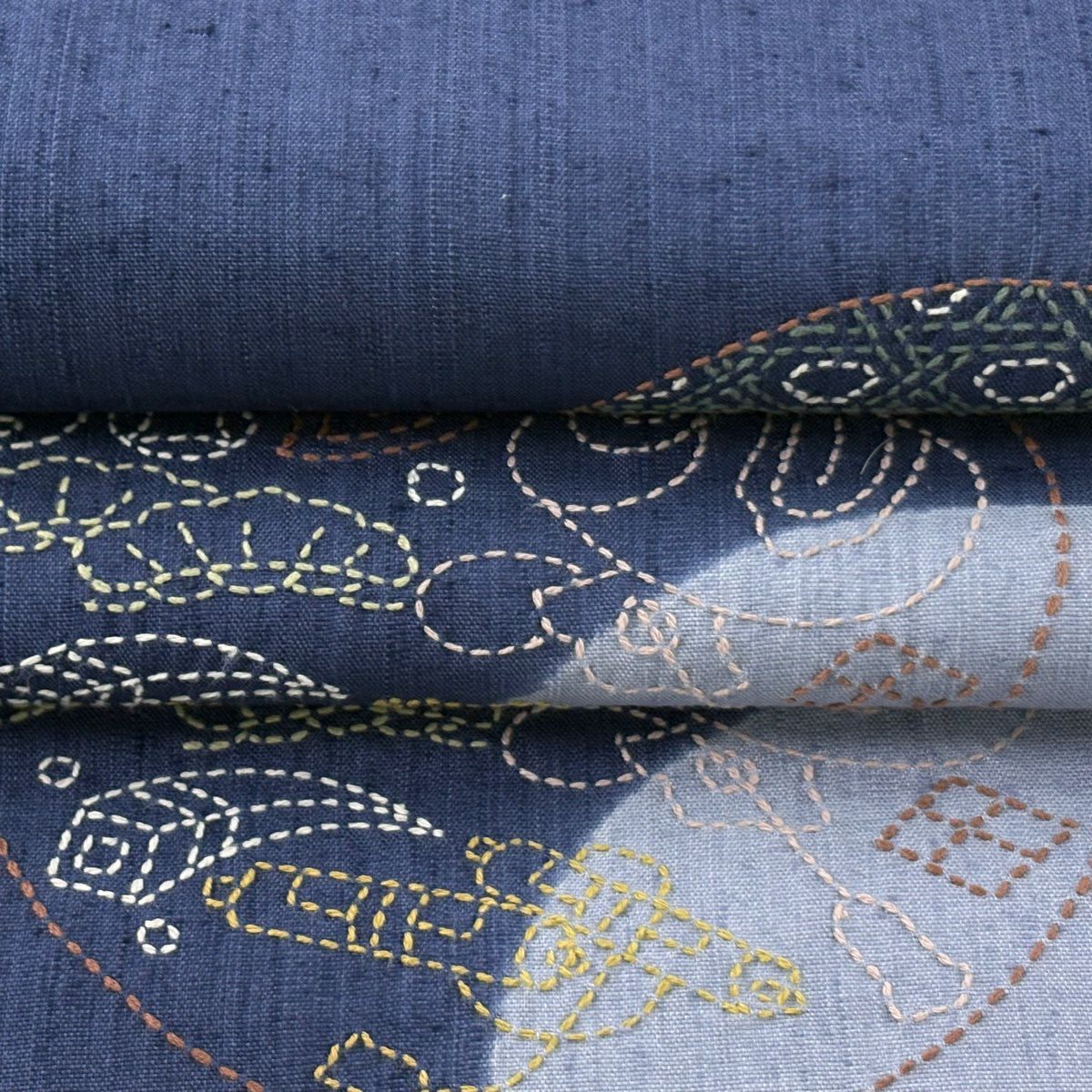 【美品】 袋帶 逸品級 紬織織 圓文 寶物滿載 刺繡 藍 六通 純蠶絲