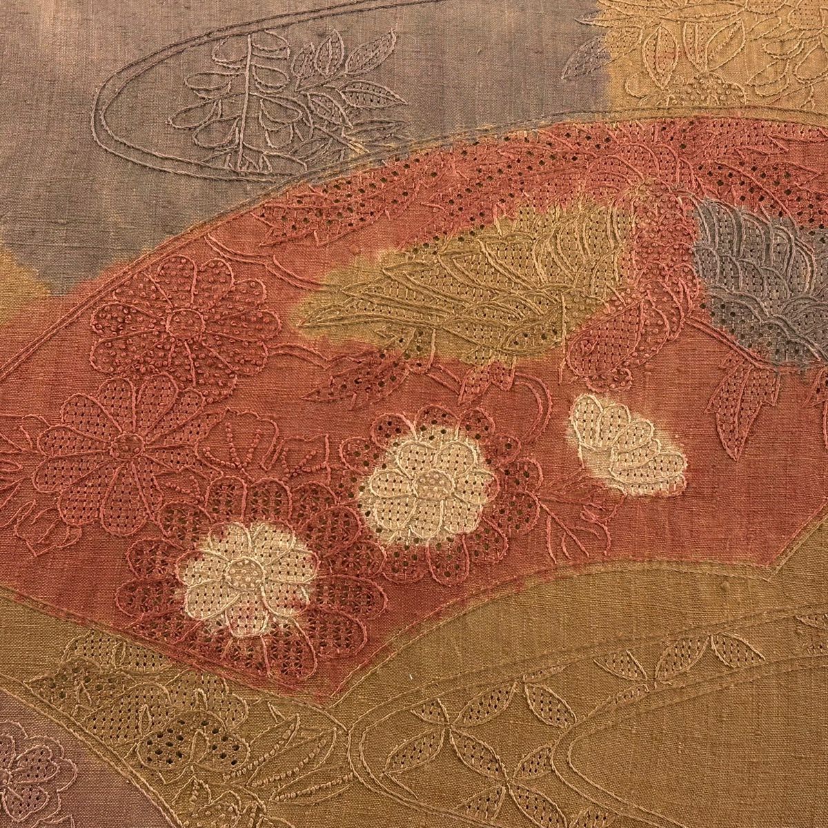 【美品】 開口名古屋帶 優品級 紬織織 扇子面 草花紋紋 刺繡 絞染 茶 純蠶絲
