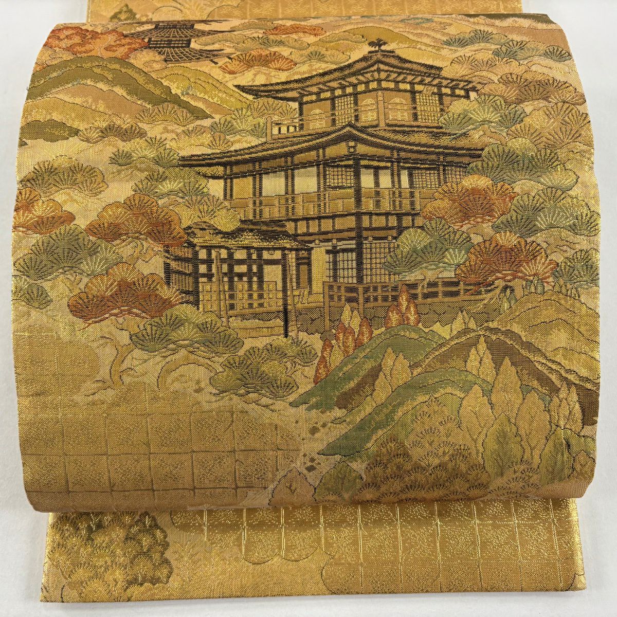 【美品】 袋帶 秀品級 風景 建物 金金箔 金色 六通 純蠶絲