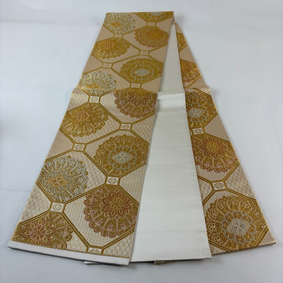 【美品】 袋帶 秀品級 蜀江文 華紋 唐織 金金箔 金色 全通 純蠶絲
