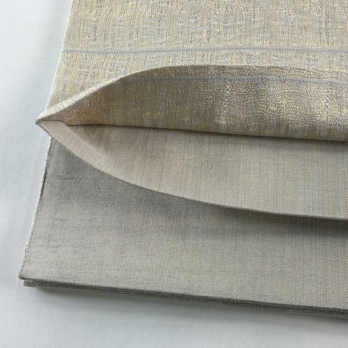 【美品】 袋帶 名品級 虎 葉 金絲 米色 大鼓圖案 純蠶絲