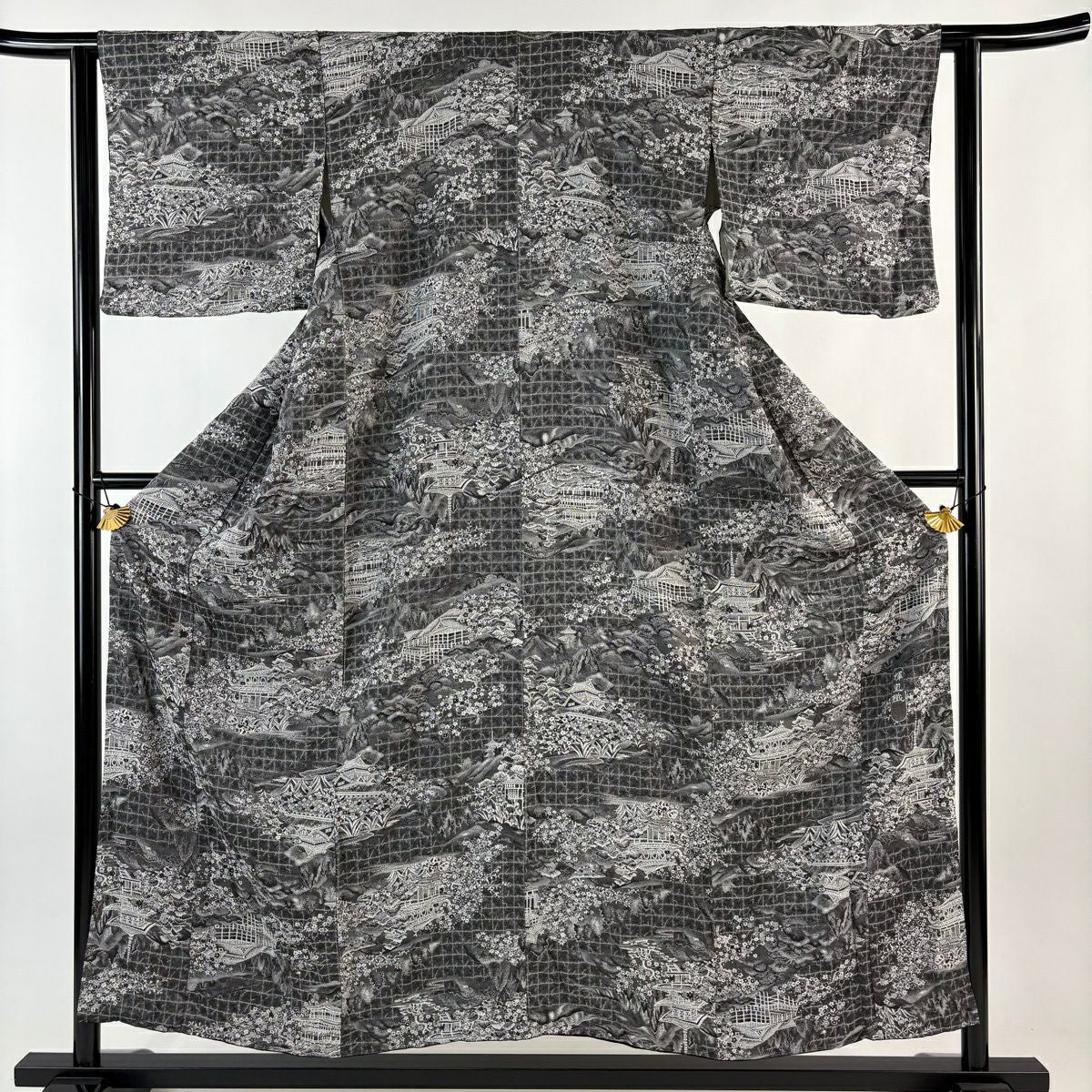 小紋 身長152cm 袖長61cm S 雙層 建物 松樹梅花 輝寶織 黑灰 純蠶絲 名品級