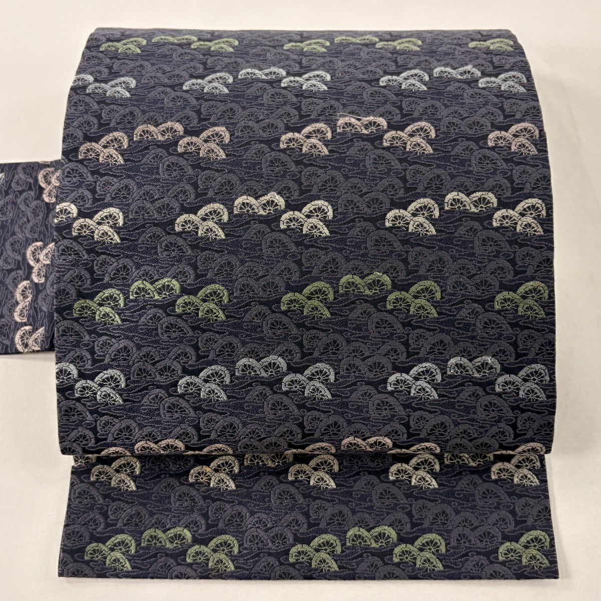 名古屋帶 名品級 片輪車 流水 刺繡 深藍 純蠶絲