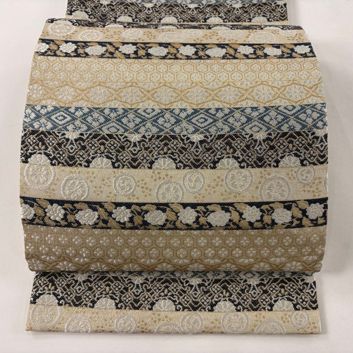 【美品】 袋帶 名品級 附落款 綺羅 縞 草花紋 金絲 金金箔 金色 六通 純蠶絲