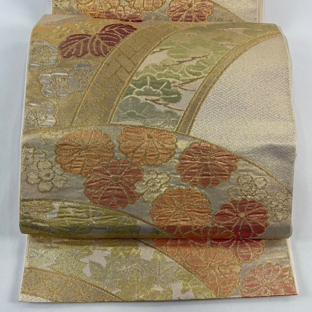 【美品】 袋帶 秀品級 川島織物 落款あり 桐 松樹 金絲 金金箔 金色 六通 純蠶絲