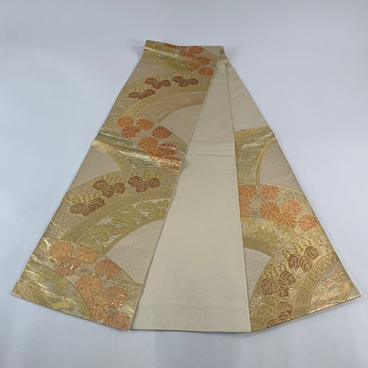 【美品】 袋帶 秀品級 川島織物 落款あり 桐 松樹 金絲 金金箔 金色 六通 純蠶絲