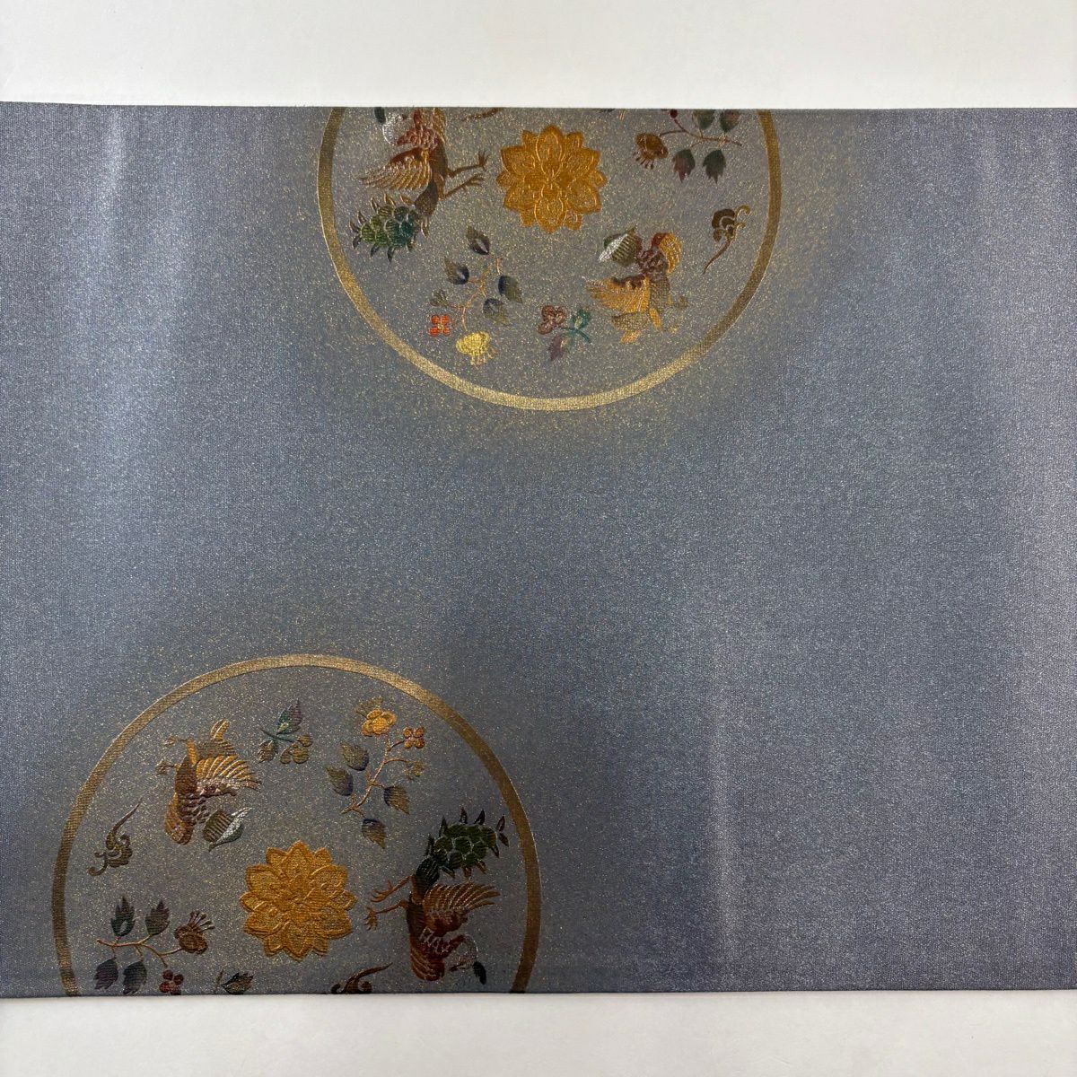 【美品】 袋帶 秀品級 鳥 草花紋紋 金金箔 金彩裝飾 灰紫 お太鼓柄 純蠶絲