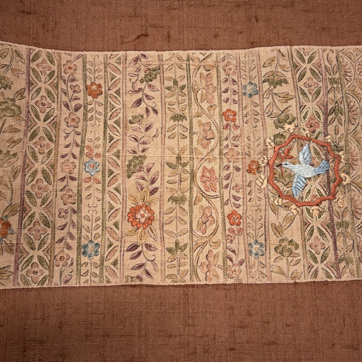 【美品】 付下 身長163.5cm 袖長64.5cm M 雙層 紬織織 農鳥 草花紋紋 刺繡 紅茶 純蠶絲 秀品級