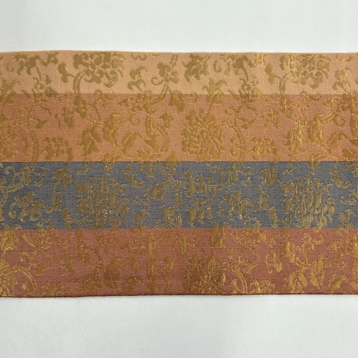 【美品】名古屋帶 秀品級 花唐草紋 縞 金金箔 紅茶 純蠶絲