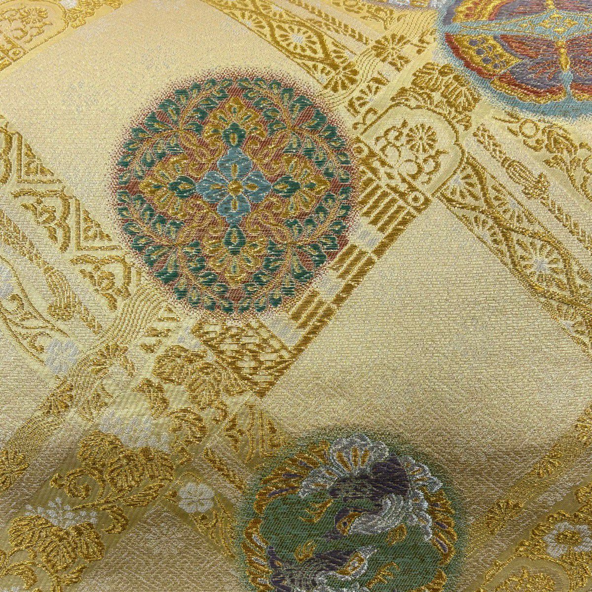 【美品】 袋帶 秀品級 華紋 向鳥 唐織 金金箔 米色 六通 純蠶絲