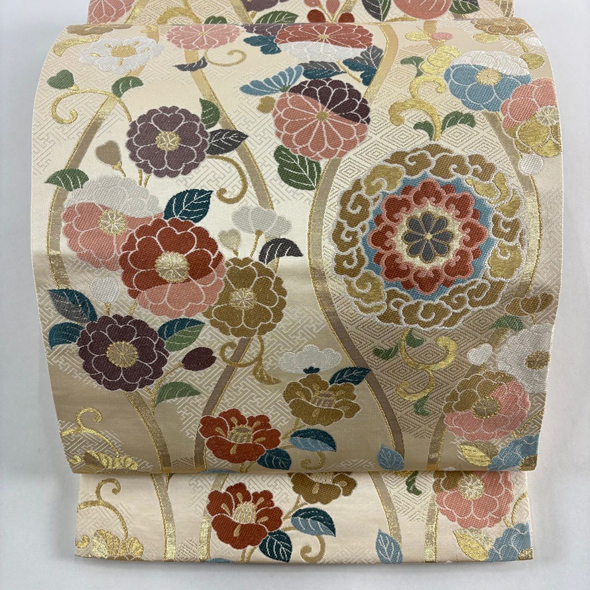 【美品】 袋帶 秀品級 花唐草紋 立涌 金金箔 金絲 奶油 六通 純蠶絲