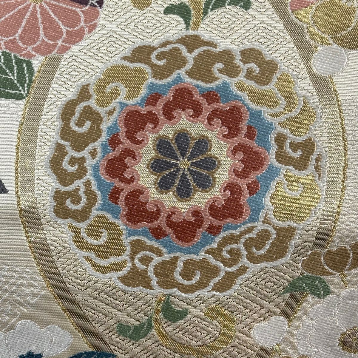 【美品】 袋帶 秀品級 花唐草紋 立涌 金金箔 金絲 奶油 六通 純蠶絲
