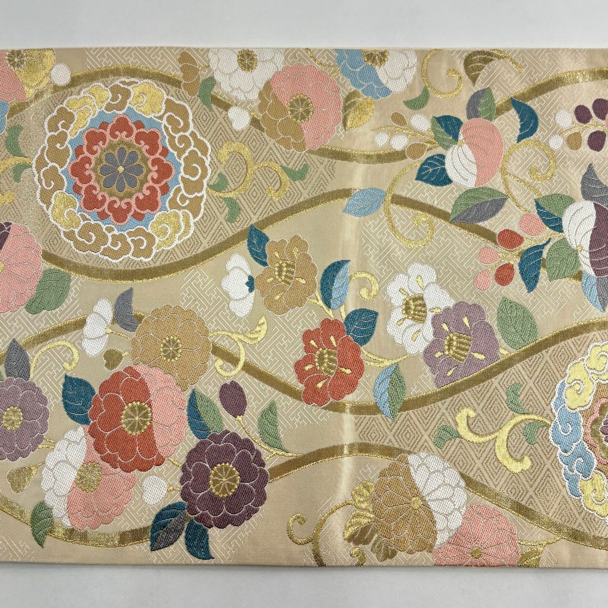 【美品】 袋帶 秀品級 花唐草紋 立涌 金金箔 金絲 奶油 六通 純蠶絲