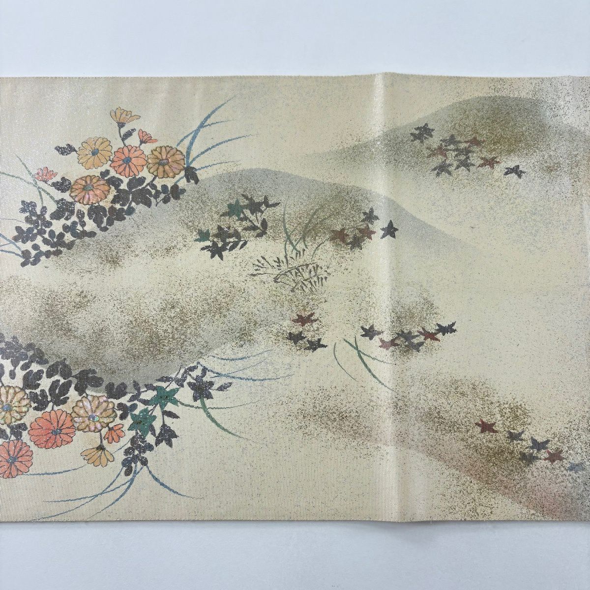袋帶 秀品級 山 草花紋紋 金銀彩 米色 大鼓圖案 純蠶絲