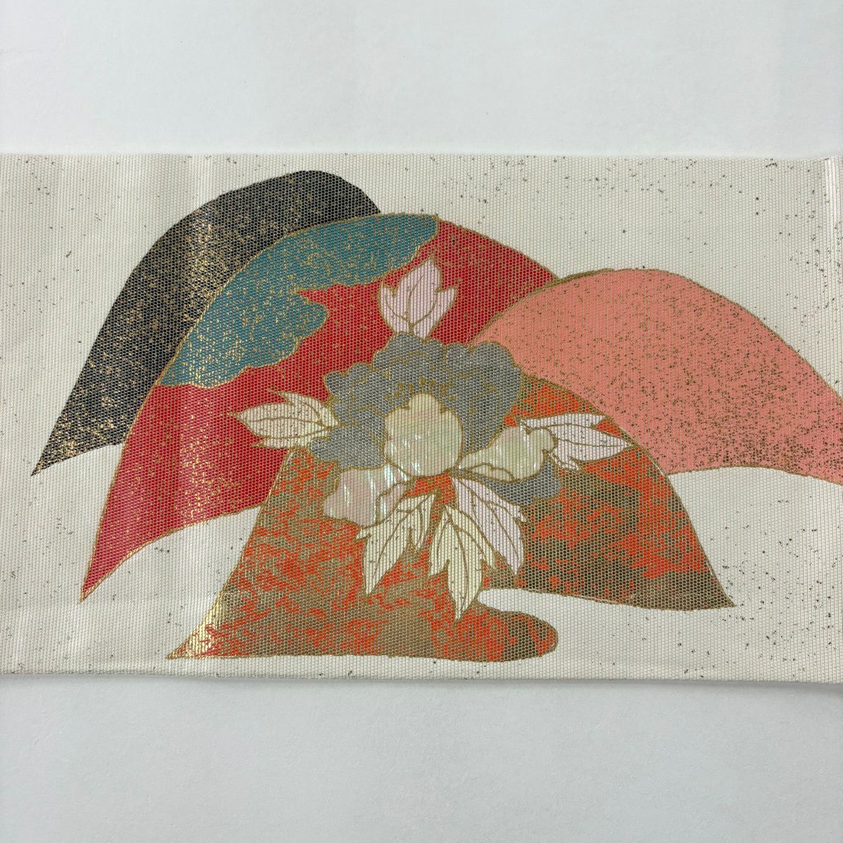 名古屋帶 秀品級 山並 草花紋 金金箔金銀彩 奶油色 純蠶絲