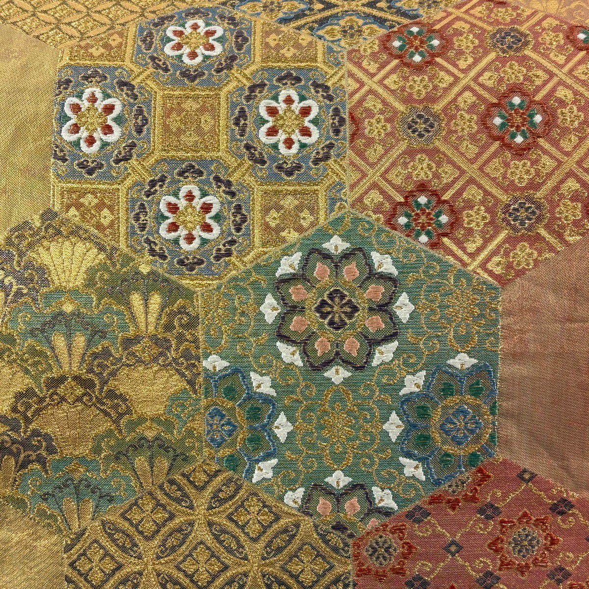 【美品】 袋帶 秀品級 草花紋紋 龜甲 金絲 金金箔 金色 六通 純蠶絲