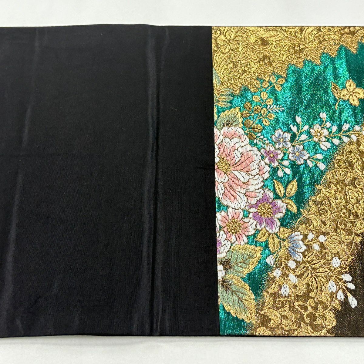 【美品】 袋帶 秀品級 牡丹 花唐草紋 金糸 金金箔 黑 六通 純蠶絲
