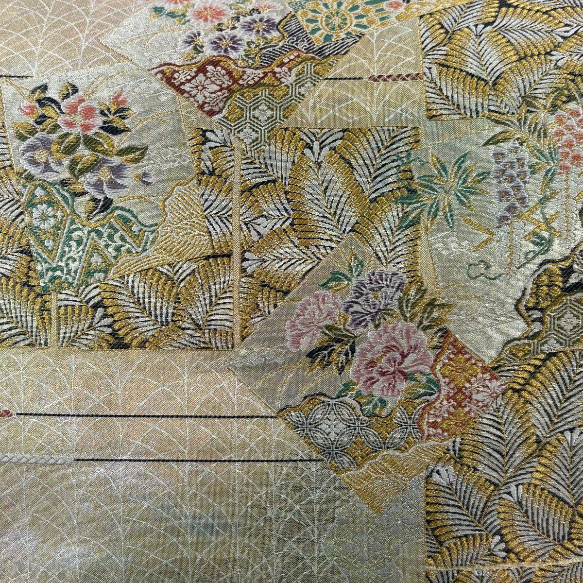 【美品】 袋帶 秀品級 色紙 草花紋 金銀彩 金金箔 米色 六通 純蠶絲