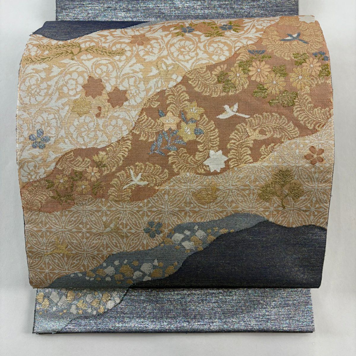 【美品】 袋帶 秀品級 鳥 草花紋 金糸 金金箔 淺橙色 大鼓圖案 純蠶絲