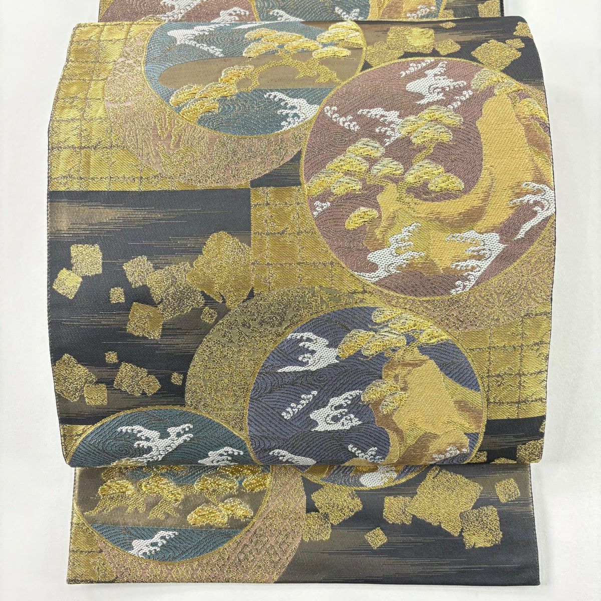【美品】 袋帶 秀品級 波 笠松樹 金糸 金金箔 黑灰 六通 純蠶絲