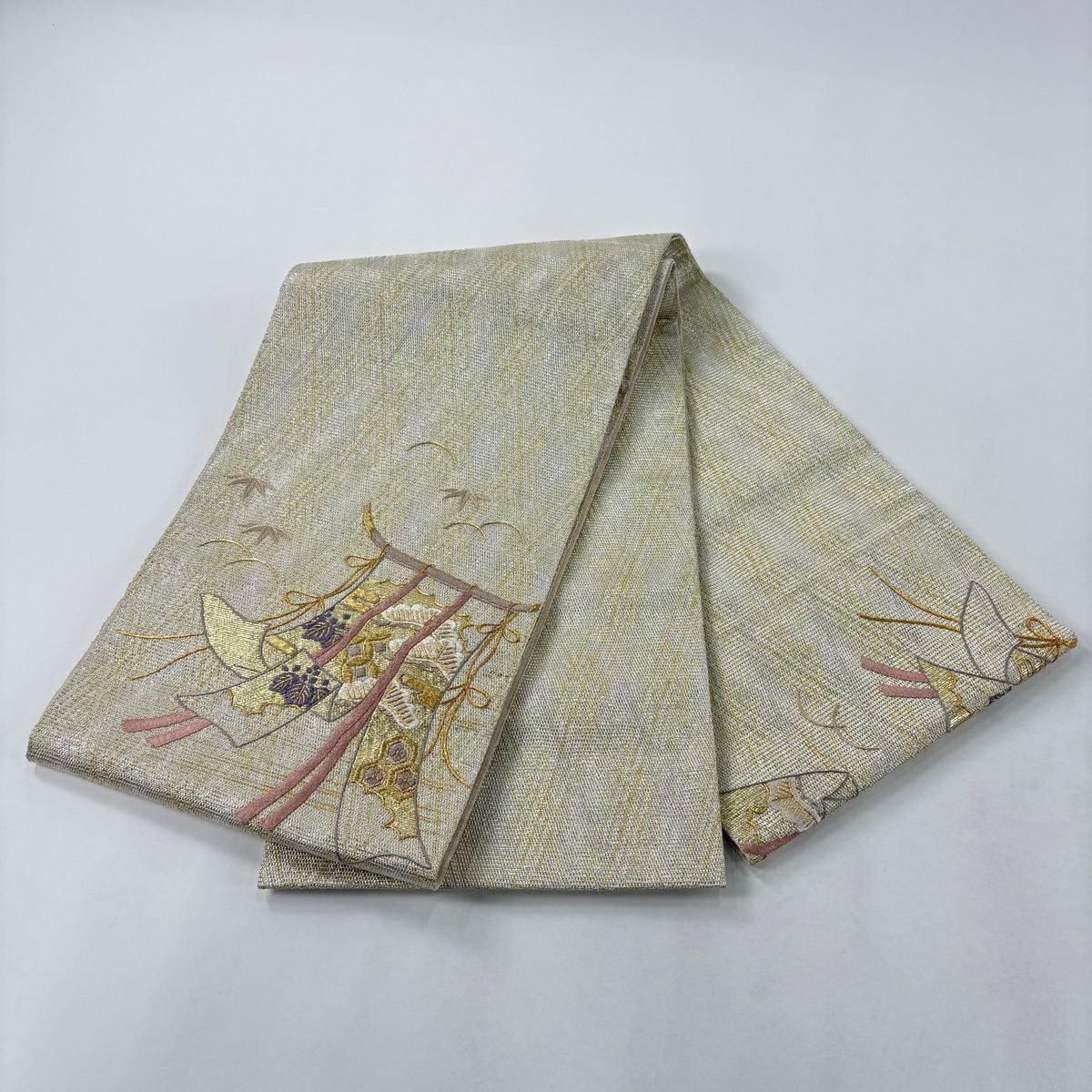 【美品】 袋帶 秀品級 幾帳 松樹刺繡 金銀彩 金 純蠶絲 お太鼓柄