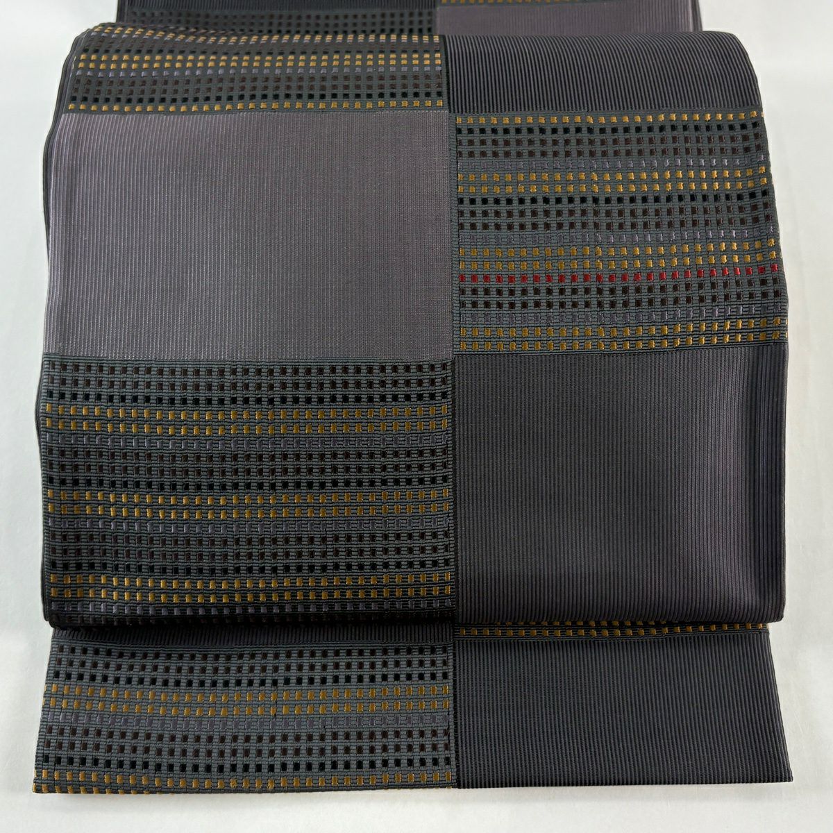 【美品】 袋帶 秀品級 幾何圖案 灰色 六通 純蠶絲