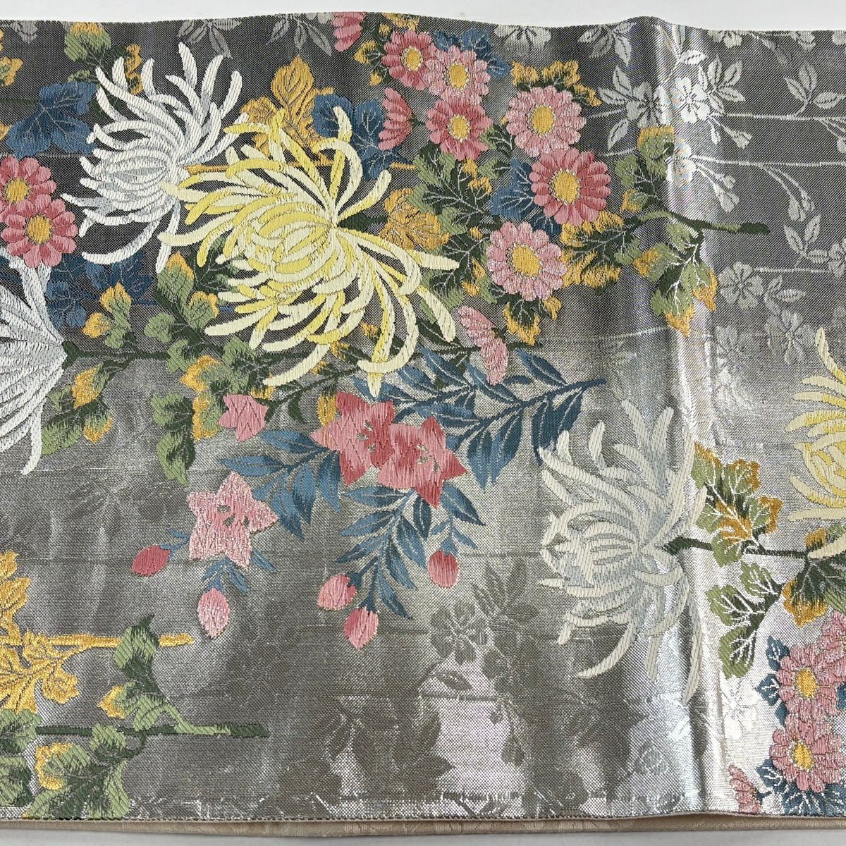 【美品】 袋帶 秀品級 菊花 秋草 金金箔 金銀彩 銀 六通 純蠶絲