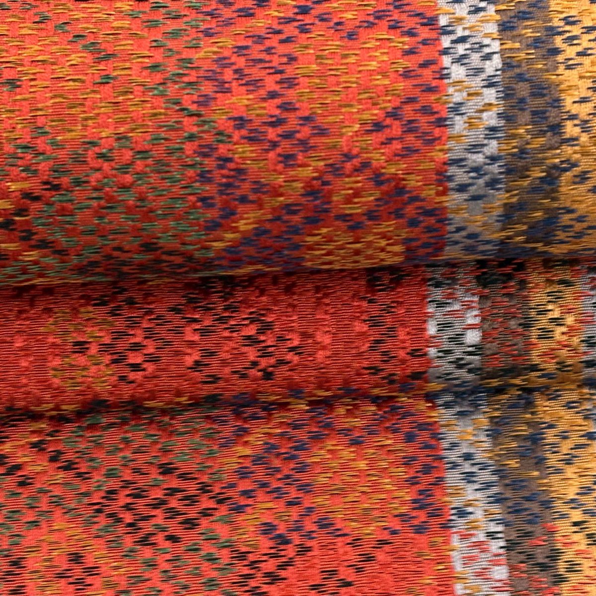 【美品】 袋帶 秀品級 紬織織 地區仕立 鳥 幾何學圖案 茜 紅 六通 純蠶絲
