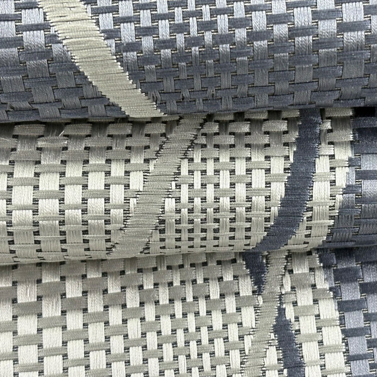 【美品】名古屋帶 秀品級 松樹葉仕立 八寸名古屋帶 よろけ縞 灰白 純蠶絲
