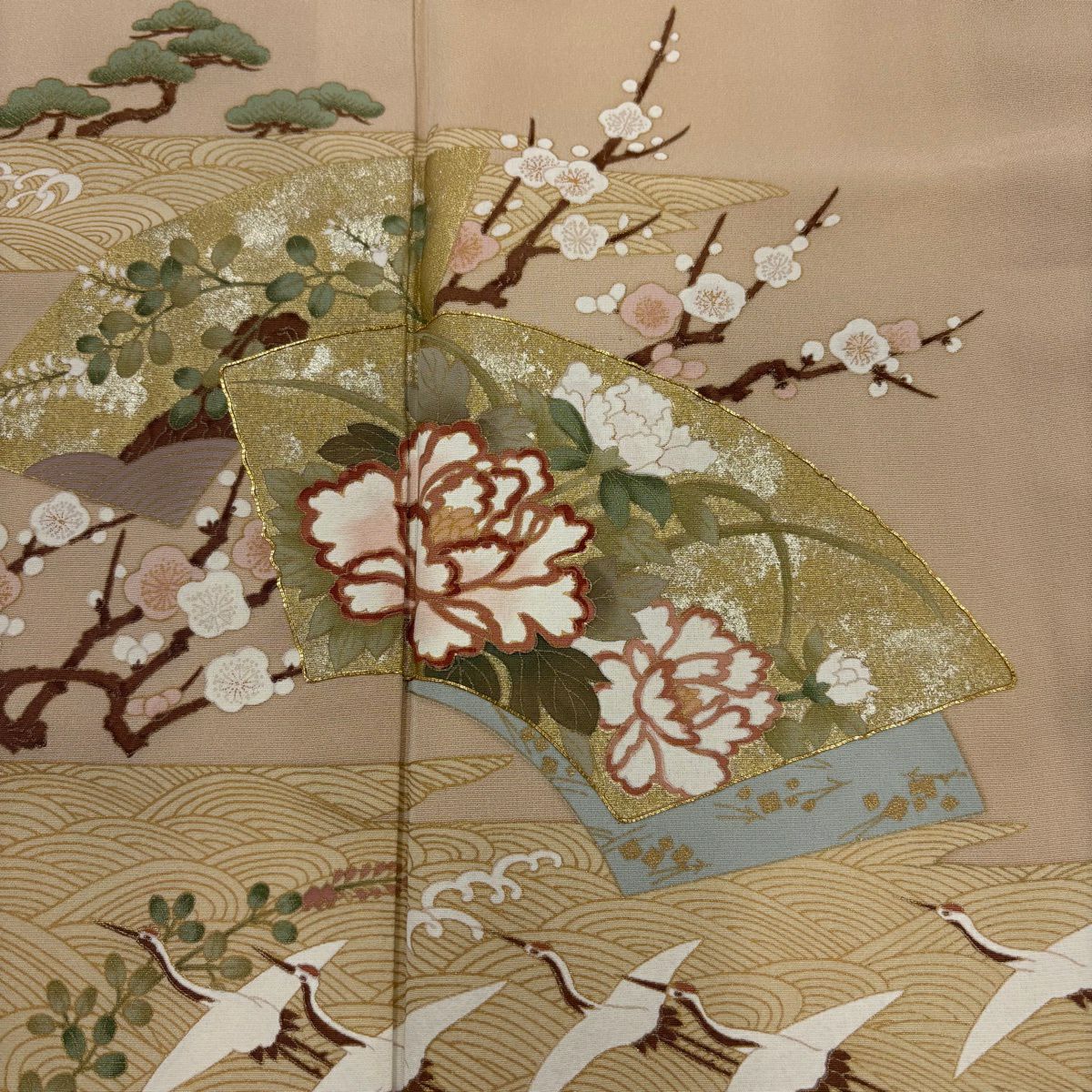 色留袖禮服 身長161.5cm 袖長66.5cm M 雙層 扇子面 仙鶴 金絲 金銀彩 粉米色 純蠶絲 優品級