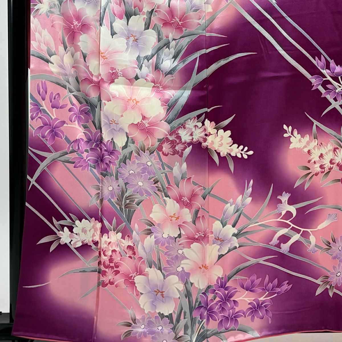 【美品】振袖禮服 身長161cm 袖長67.5cm L 雙層 草花紋紋 斜紋 漸層 紫 純蠶絲 優品級