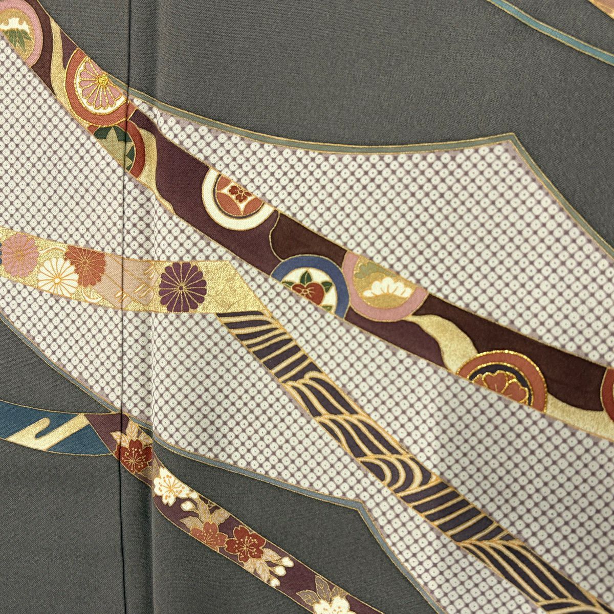 訪問服 身長164.5cm 袖長65.5cm M 雙層 蔓帶 草花紋紋 金絲 金銀彩 灰茶 純蠶絲 秀品級