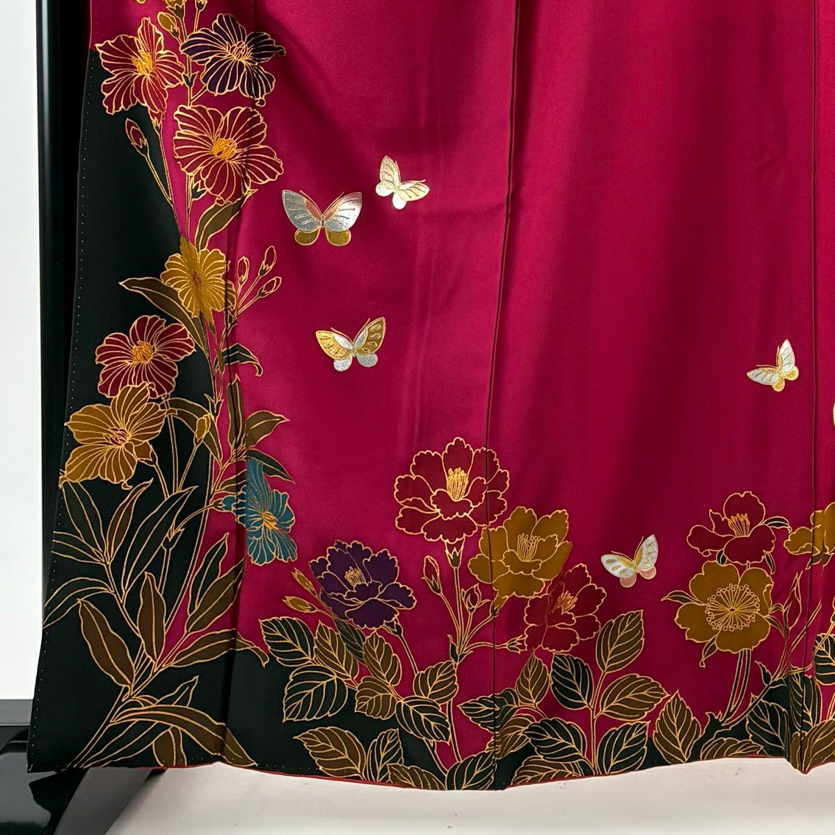 【美品】振袖禮服 身長161cm 袖長64cm M 雙層 草花紋紋 蝶 金銀彩 染分 濃粉紅 純蠶絲 秀品級