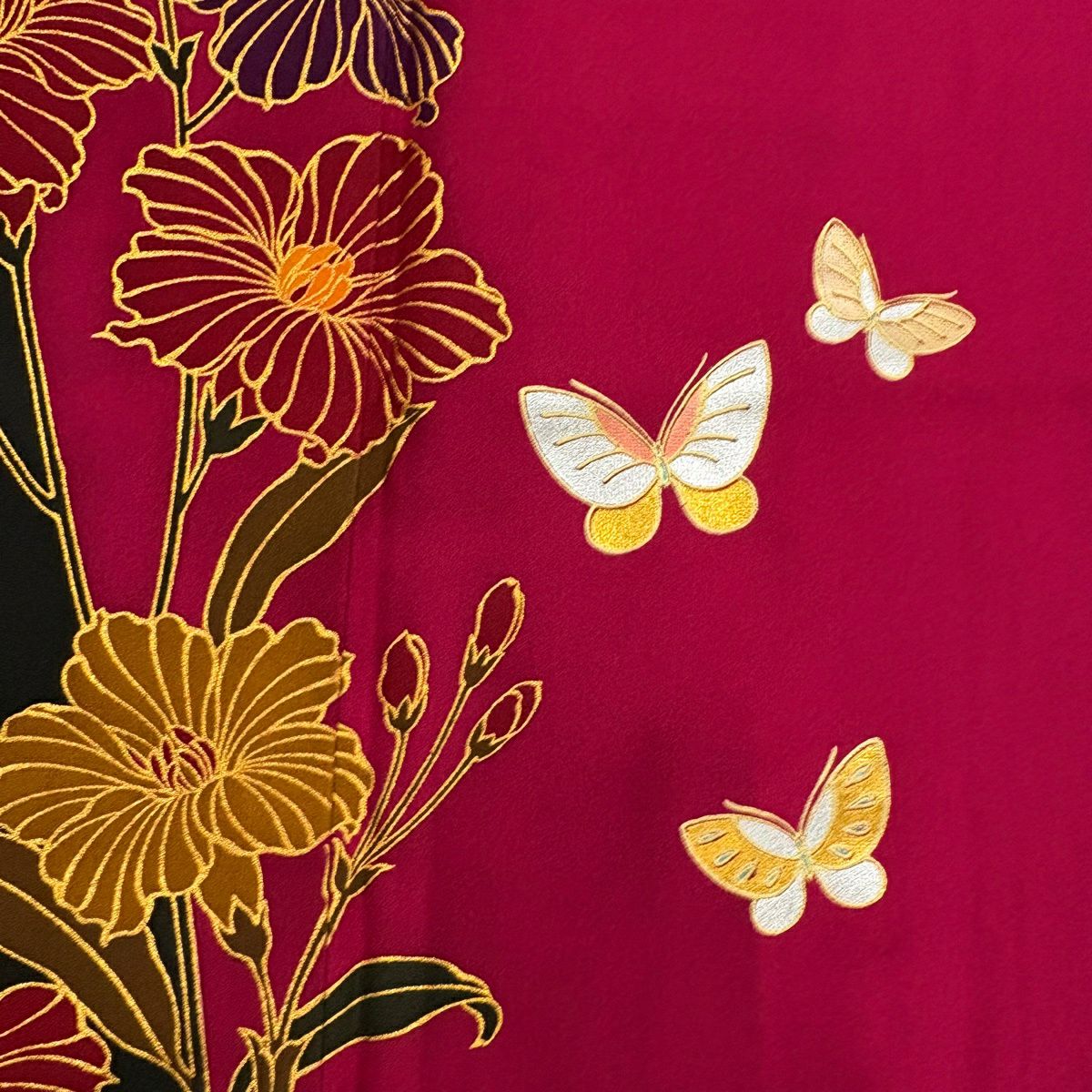 【美品】振袖禮服 身長161cm 袖長64cm M 雙層 草花紋紋 蝶 金銀彩 染分 濃粉紅 純蠶絲 秀品級