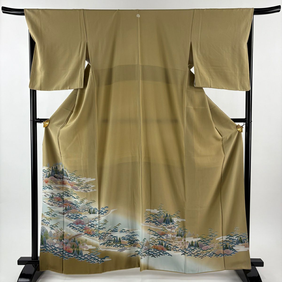 色留袖禮服 身長163cm 袖長67cm M 雙層 家屋 松樹 ぼかし 金銀彩 薄黃土 純蠶絲 秀品級 一個紋