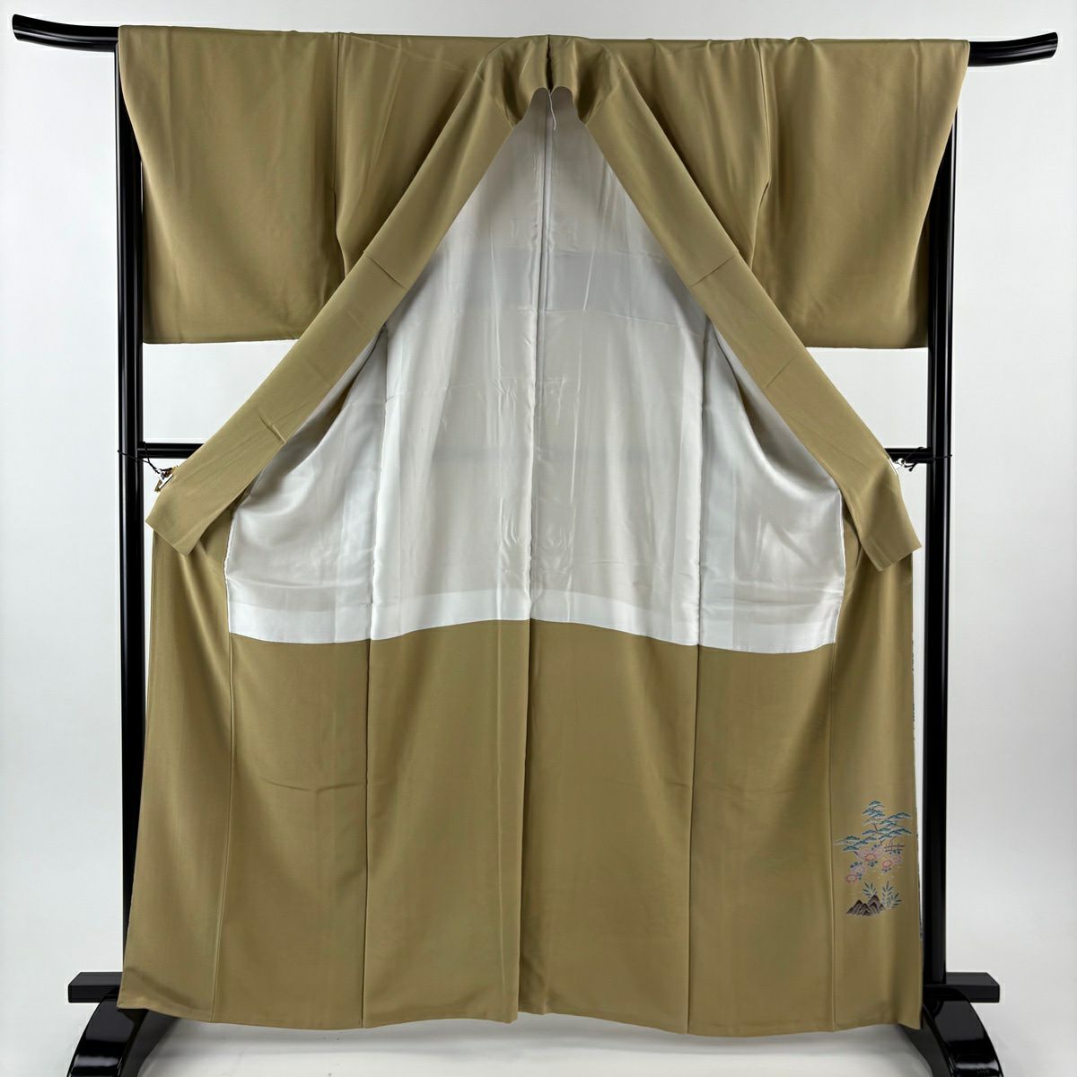 色留袖禮服 身長163cm 袖長67cm M 雙層 家屋 松樹 ぼかし 金銀彩 薄黃土 純蠶絲 秀品級 一個紋