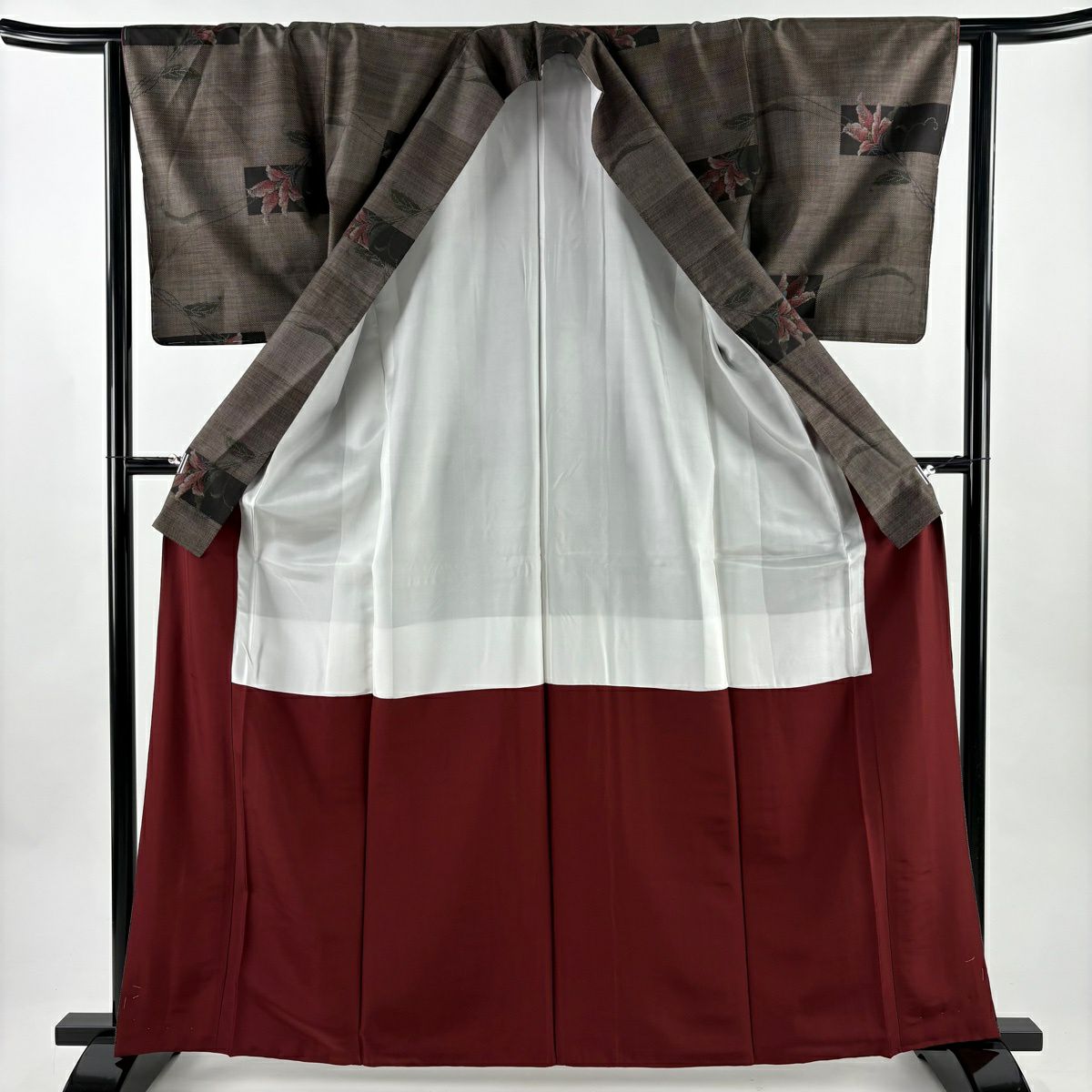 【美品】 大島紬織 身長163.5cm 袖長63cm S 雙層 純泥染 證書附帶 草花紋 變化市松樹 焦茶 正蠶絲 優品級