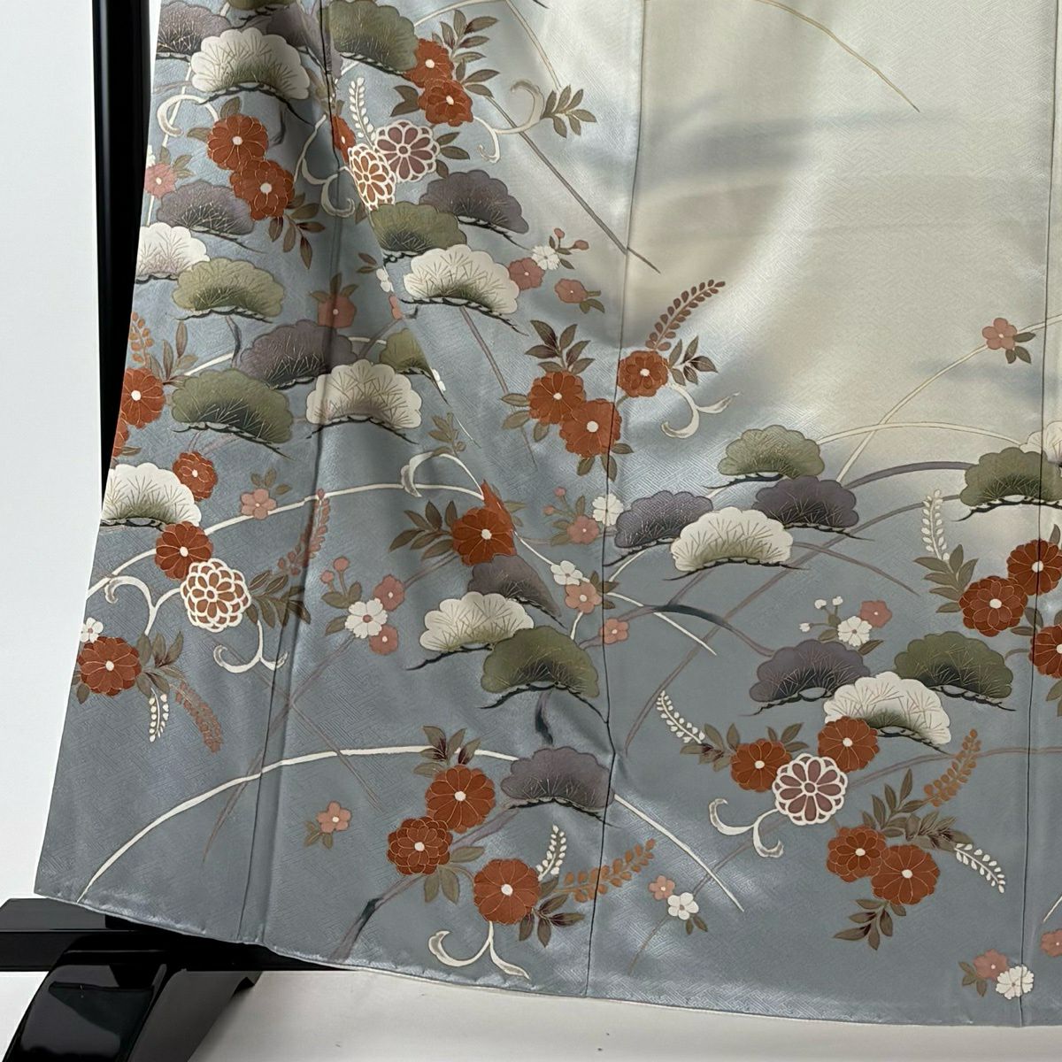 【美品】訪問服 身長162cm 袖長64.5cm M 雙層 笠松樹 草花紋紋 金彩裝飾 漸層 青灰色 純蠶絲 秀品級
