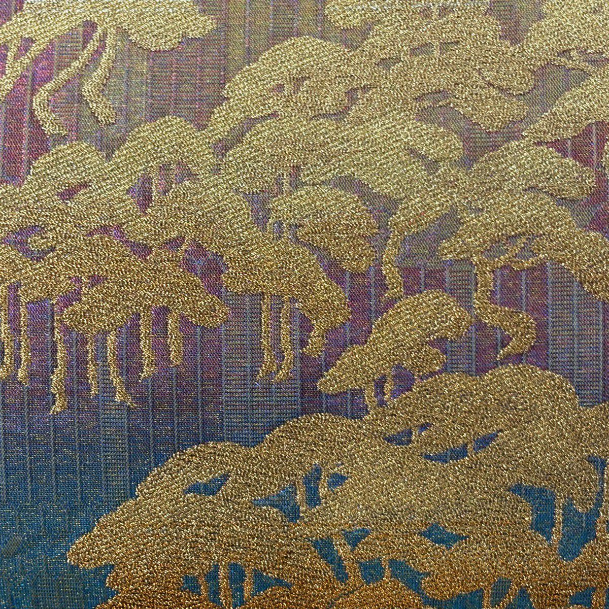 【美品】 袋帶 逸品級 佐波理 落款あり 綴 甲冑 松樹 金糸 金金箔 橙色 六通 純蠶絲