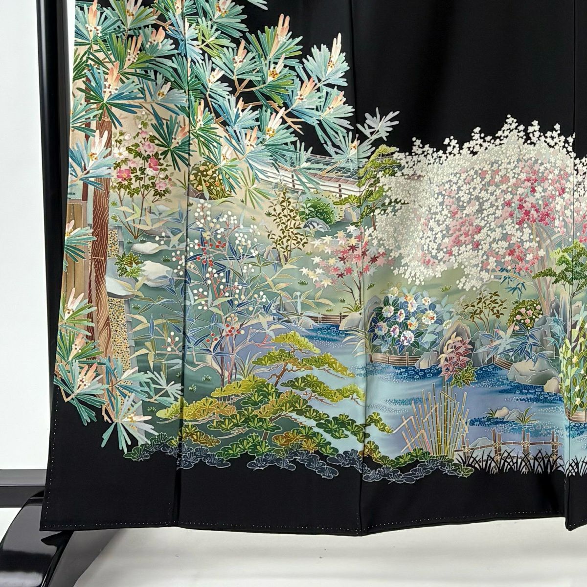 黑留袖禮服 身長161.5cm 袖長66cm M 雙層 落款有 松樹 水邊的風景 黑 純蠶絲 名品級