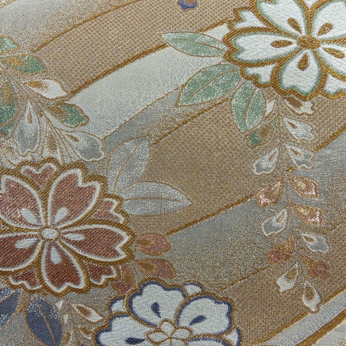 【美品】 袋帶 秀品級 樱花 藤 唐織 金金箔 銀 六通 純蠶絲