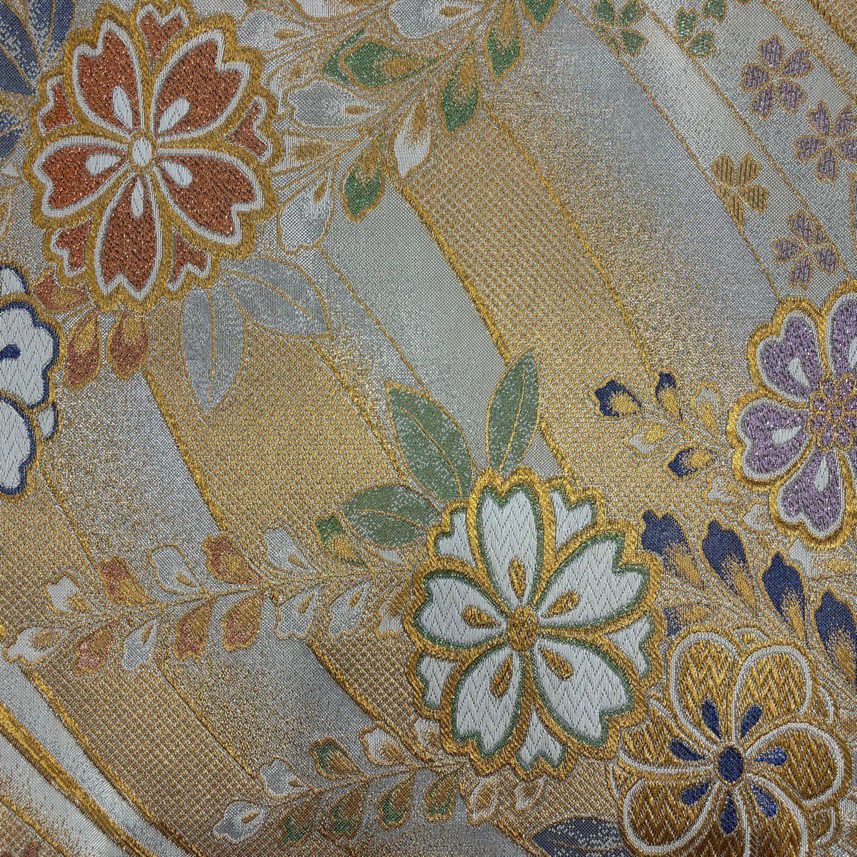 【美品】 袋帶 秀品級 樱花 藤 唐織 金金箔 銀 六通 純蠶絲