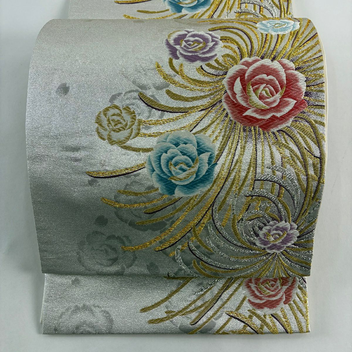【美品】 袋帶 秀品級 薔薇 唐織 金銀糸 銀色 六通 純蠶絲
