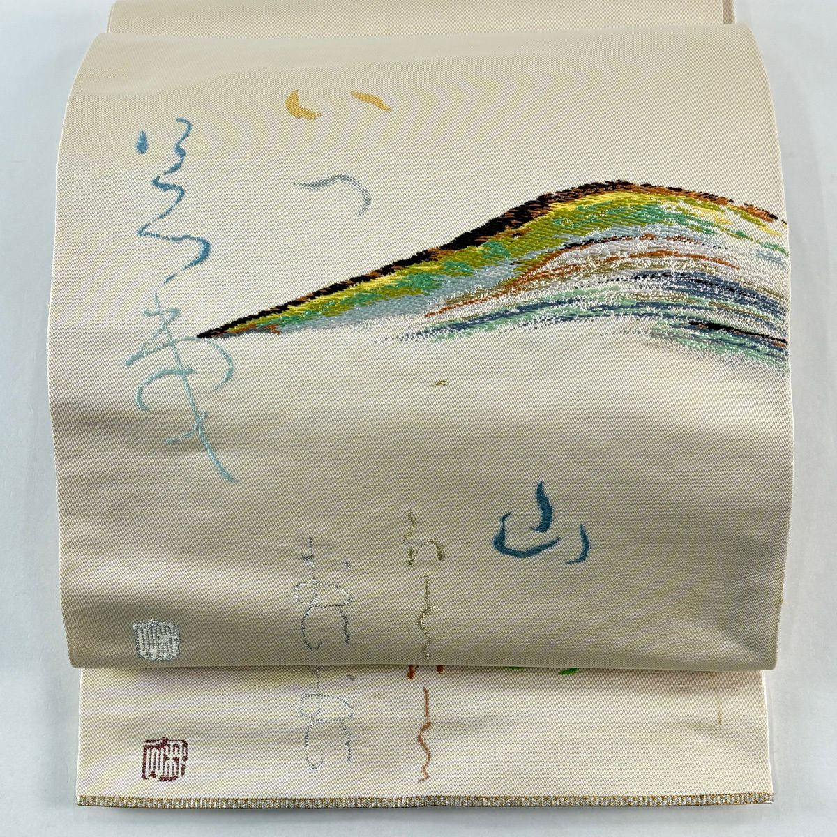 袋帶 逸品級 附落款 龍村光翔 關西仕立 山 文字 刺繡 金金箔 米色 大鼓圖案 純蠶絲