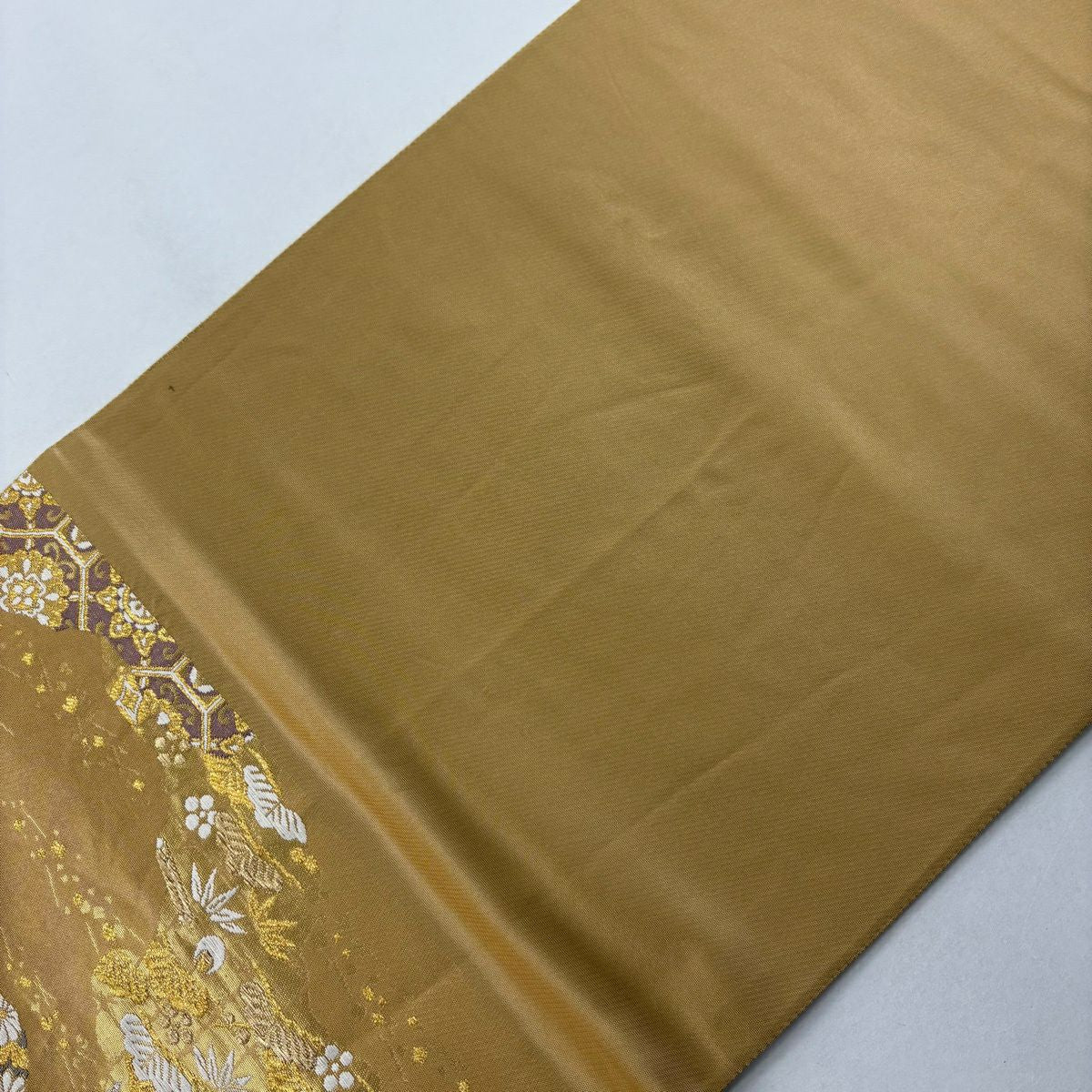 【美品】 袋帶 逸品級 じゅらく 落款あり じゅらく帝王紫 華紋 松樹竹子梅花 金銀彩 金金箔 薄黃土色 六通 純蠶絲