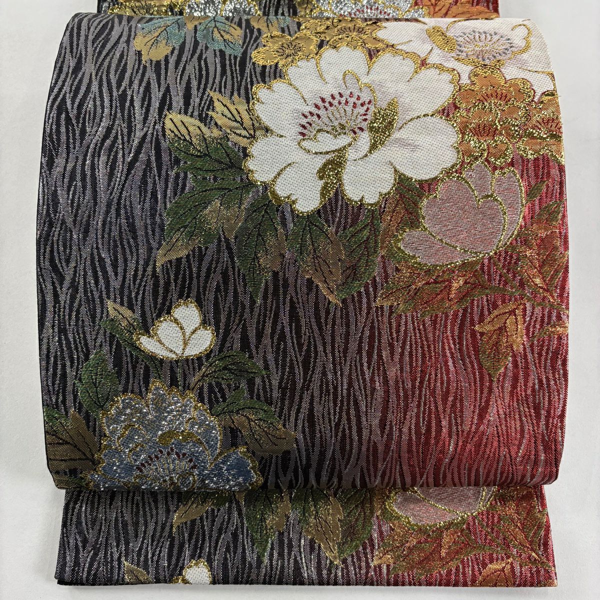 【美品】 袋帶 秀品級 草花紋紋 金金箔 紅 六通 純蠶絲